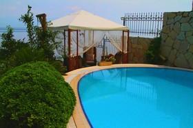 Villa Lake Paradise