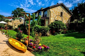 Villa Lake Paradise