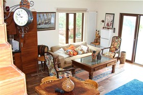 Villa Lake Paradise