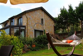Villa Lake Paradise