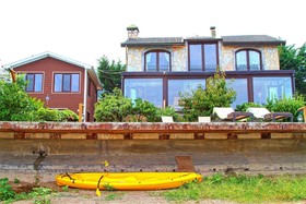 Villa Lake Paradise
