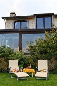 Villa Lake Paradise
