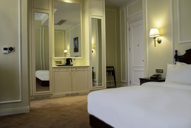 ANIM Boutique Hotel
