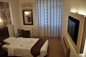 Esin Hotel