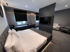 Mellday Hotel