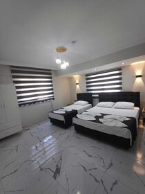 Olive Hotel