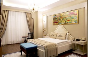 Amida Boutique Hotel