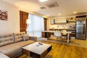 Liv Suit Hotel
