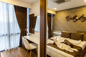 Liv Suit Hotel