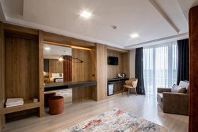 Adresin Hotel