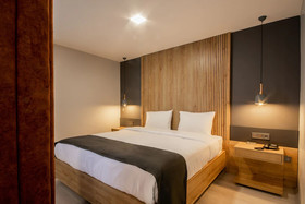 Adresin Hotel