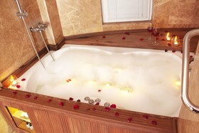 Blackmoon Villa Hotel