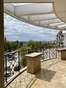 Blackmoon Villa Hotel