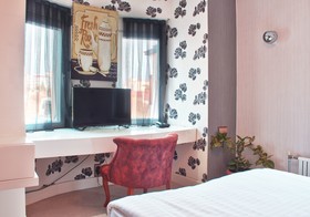 Blackmoon Villa Hotel