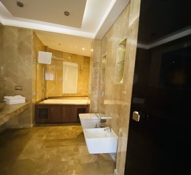 Blackmoon Villa Hotel