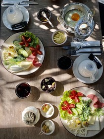 Blackmoon Villa Hotel