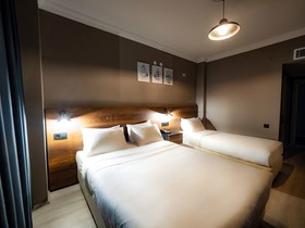 Londra Inn Hotel