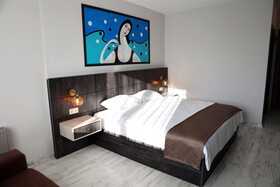 Sarper Suites & Hotel