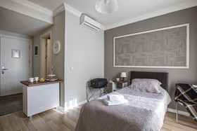 Alan Suites