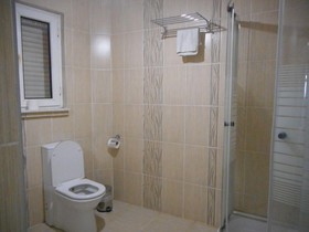 Lale Pension