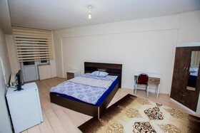 Huzur Bayan Apart