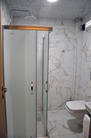 Saka Life Hotel