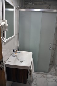 Saka Life Hotel