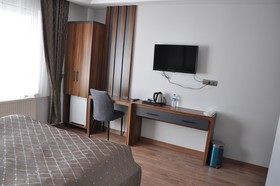 Saka Life Hotel