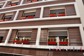 Arwen Premium Residence