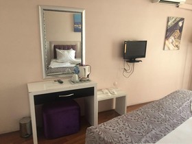 SRF Hotel