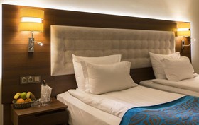 Teymur Continental Hotel & Convention Center