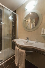 Teymur Continental Hotel & Convention Center