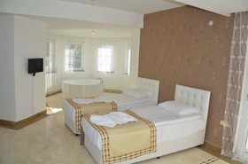 Botanik Villa Kemer