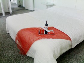 Kar's Otel