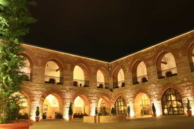 Kursunluhan Hotel