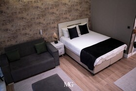 Mg Hill Residence