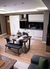 Mg Hill Residence