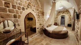 Ana Talia House