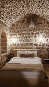 Ana Talia House