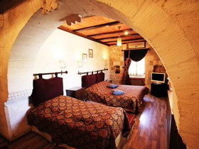 Artuklu Kervansarayi