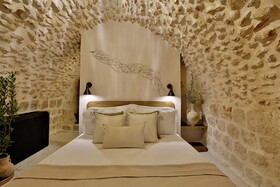 Arura Mardin