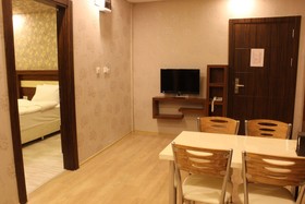 Azd House Hotel