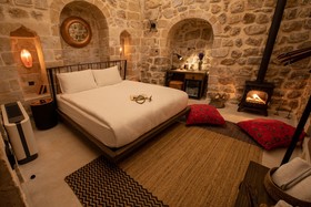 Mirsoum Hotel
