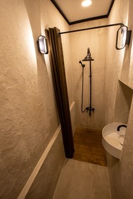 Mirsoum Hotel