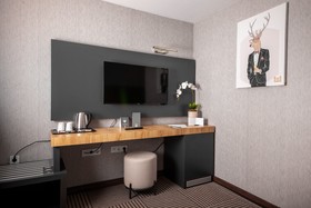 Qayser Hotel Deluxe