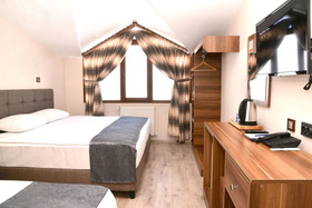 Zümrüt Palas Otel