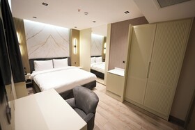 Assyria Hotel