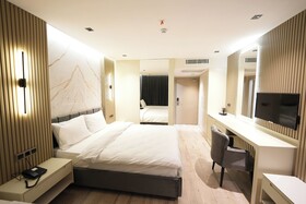 Assyria Hotel