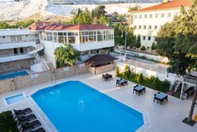 Ayapam Hotel