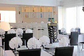 Ayapam Hotel